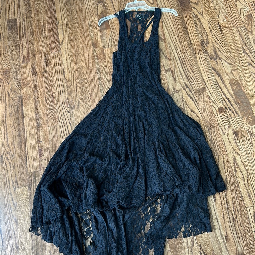 Gorgeous high low dress from Biya from Johnny was! Stunning